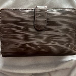 Louis Vuitton Epi wallet A27 WR